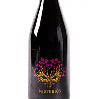 Wine of velvety touch, blueberries and blackberries and pink peppery flavors