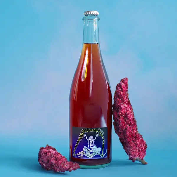 Night Eyes Sparkling Cherry Apple Sumac & Rosehip Mead - Master