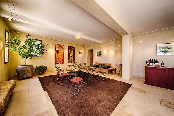 Gallery image 3