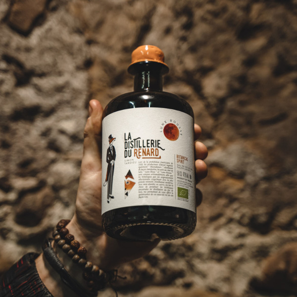 plp_product_/wine/la-distillerie-du-renard-la-taniere-lune-rousse-juniper