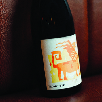 plp_product_/wine/les-chais-du-port-de-la-lune-trompette-2020