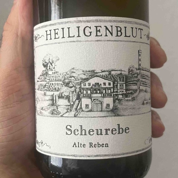 plp_product_/wine/heiligenblut-scheurebe-alte-reben-2022