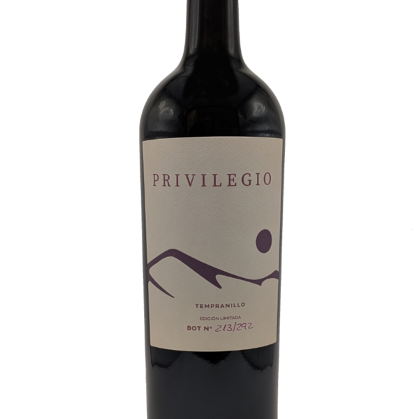 plp_product_/wine/bodegas-vina-aranda-slu-privilegio-2022-12-months-in-french-oak-barrel-new-ones