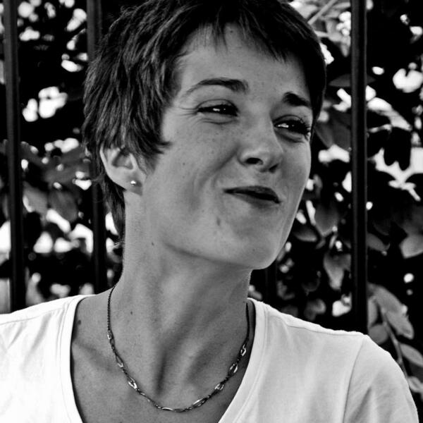 plp_product_/profile/france-gonzalvez