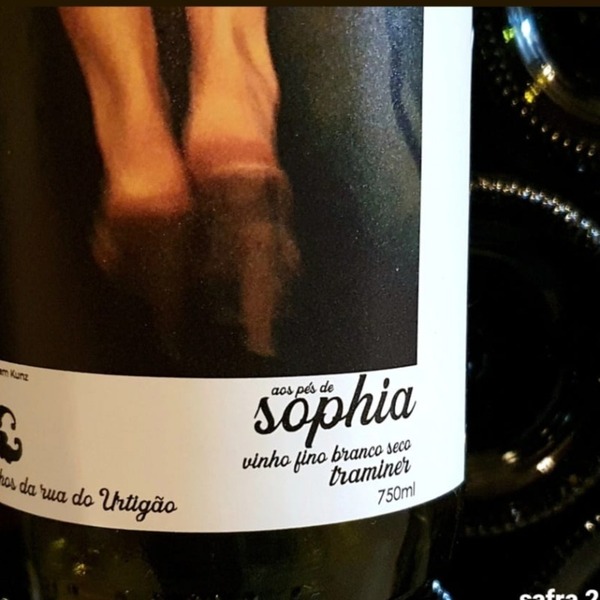 plp_product_/wine/vinhos-da-rua-do-urtigao-sophia-2025