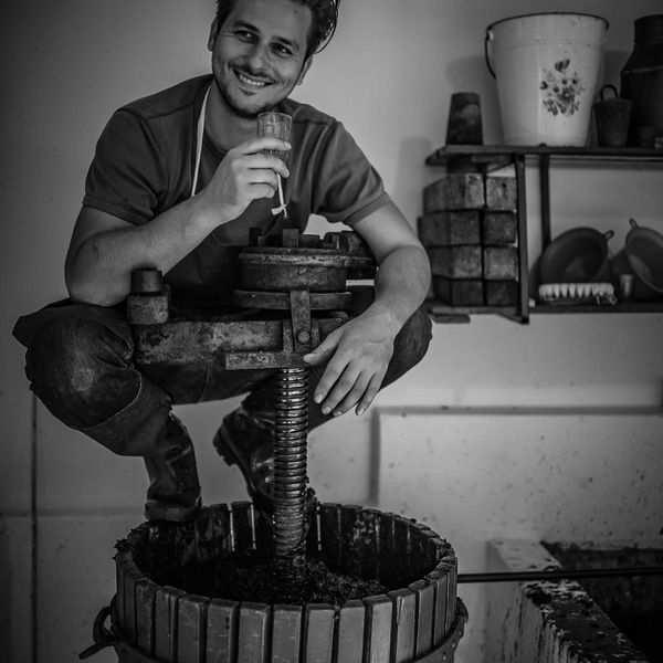 plp_product_/profile/pager-winery